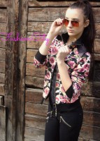 Kvetovaná bundička